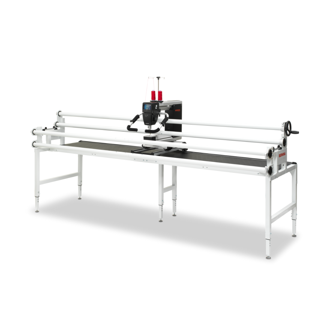 Q20 Long Arm Quilting Machine on Studio Frame